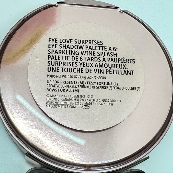 Mac Eye Love Surprises Eyeshadow Palette Brand New in Box Authentic - Picture 11 of 11